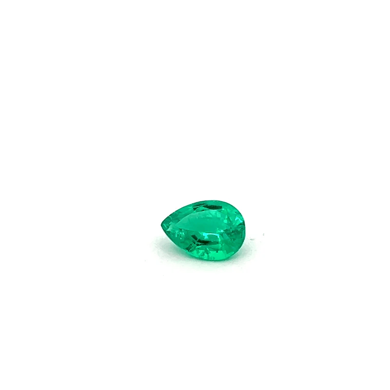 1.82 Carats Colombian Emerald