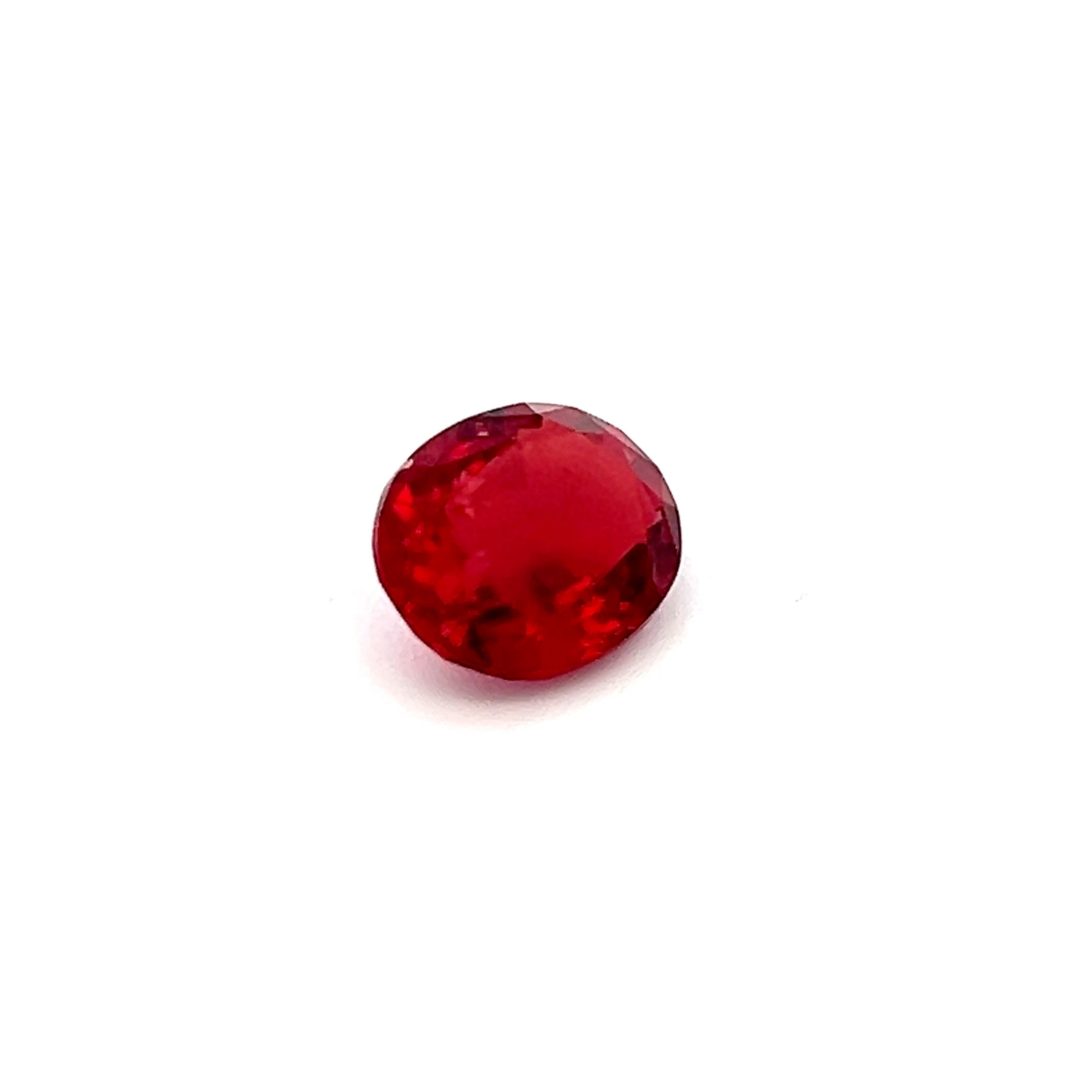 oval red beryl 3.26ct l