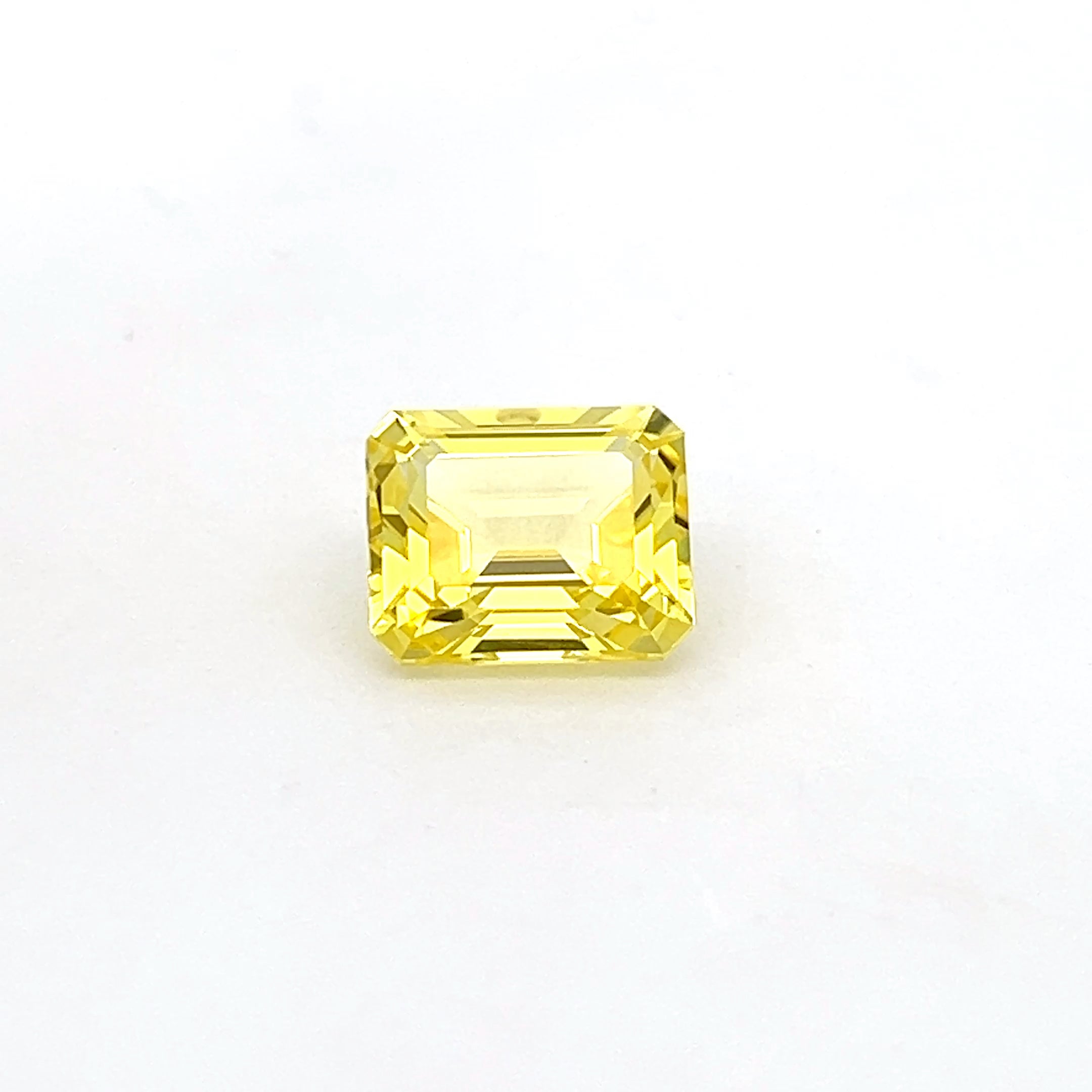 octagon yellow sapphire 6.51ct c
