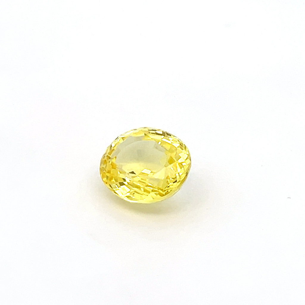 oval yellow sapphire 7.32ct