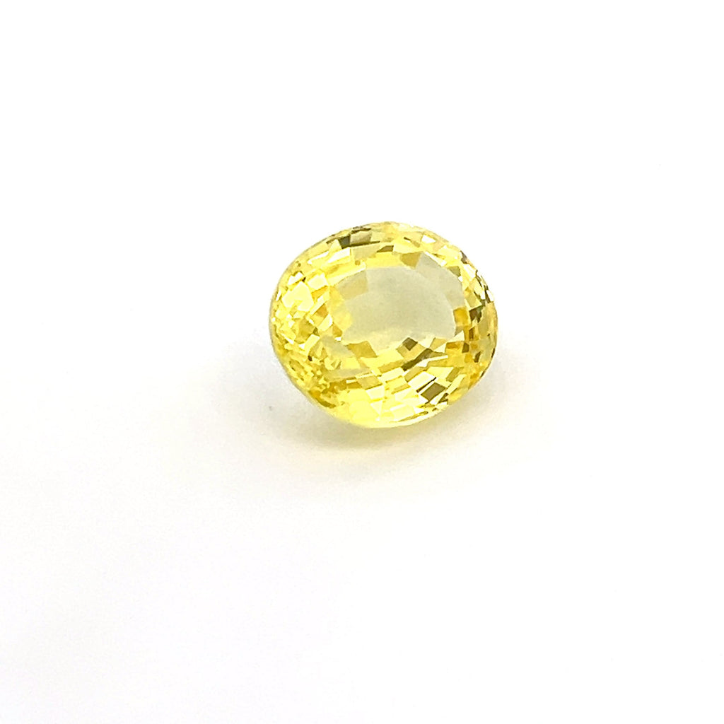 oval yellow sapphire 8.68ct
