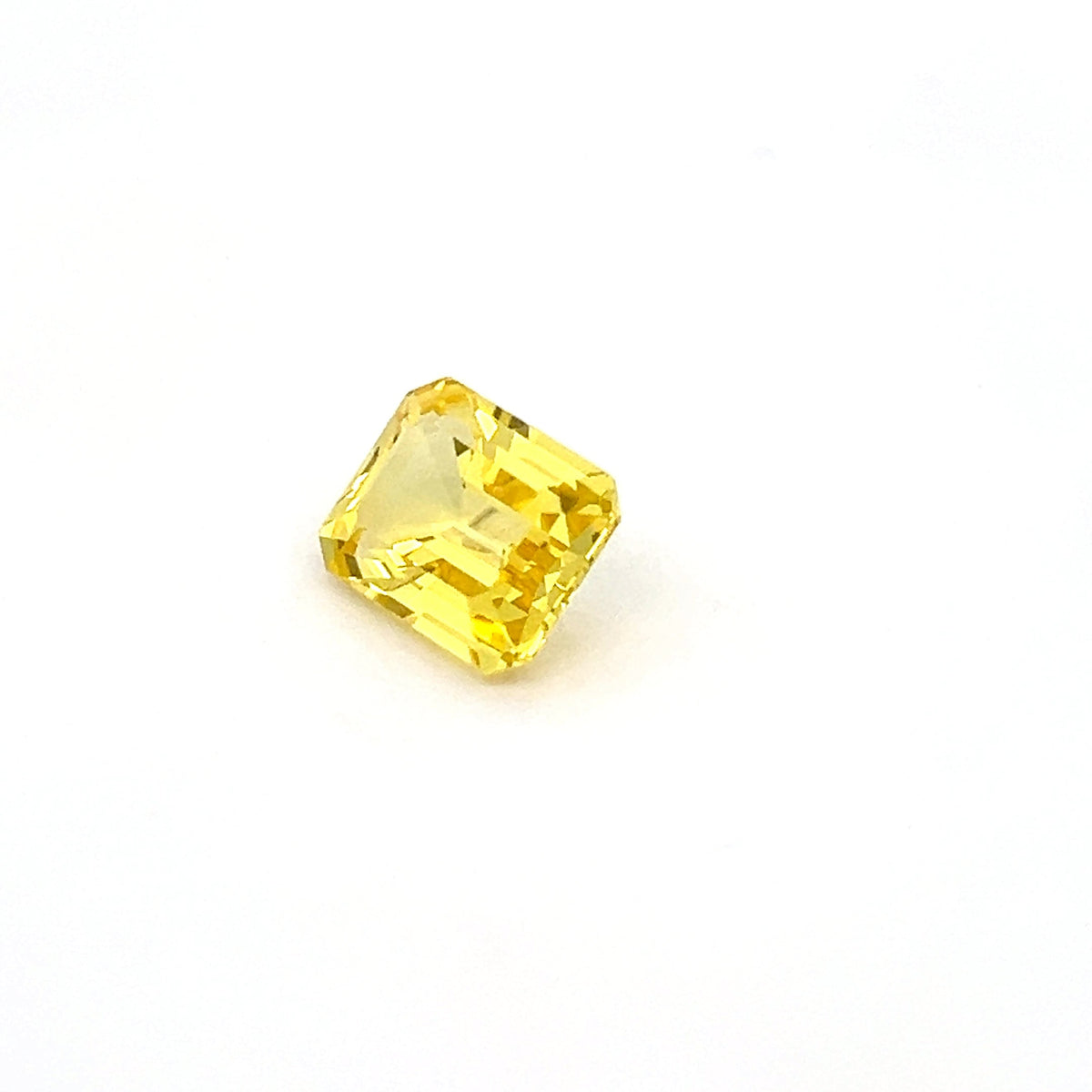 Octagon  yellow sapphire 5.49ct