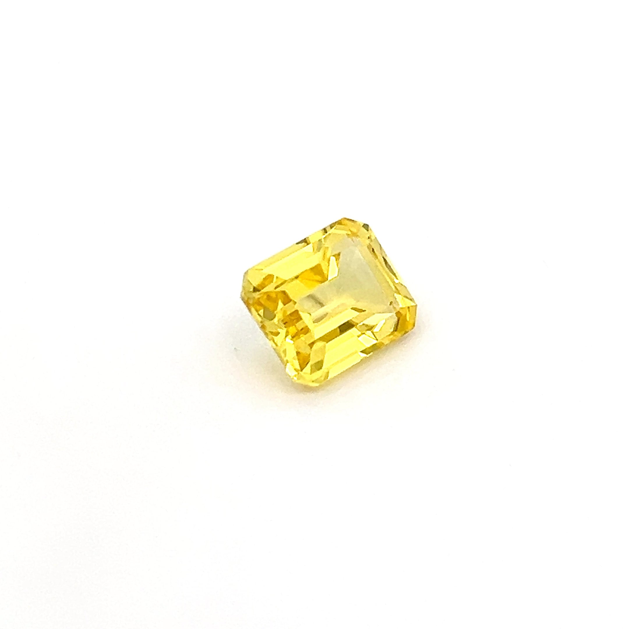 Octagon  yellow sapphire 5.49ct