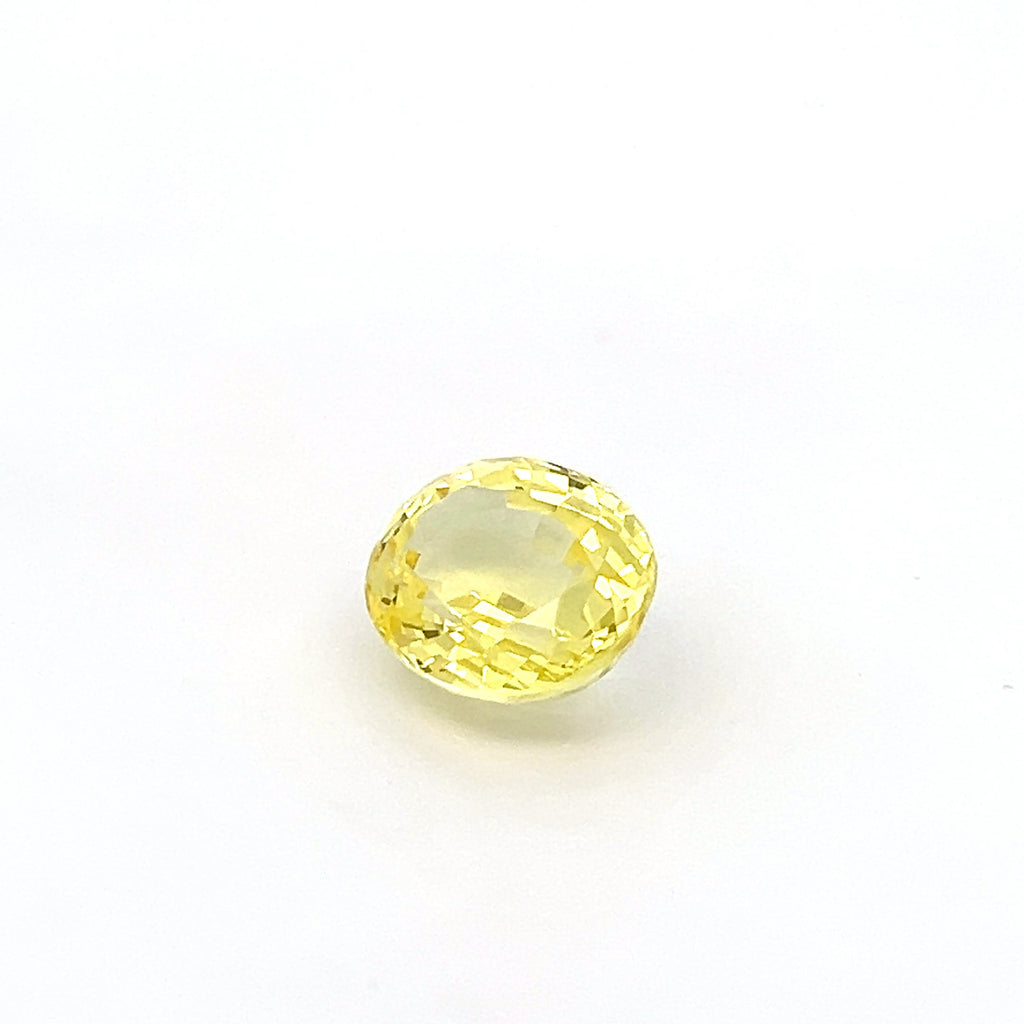 oval yellow sapphire 6.63ct